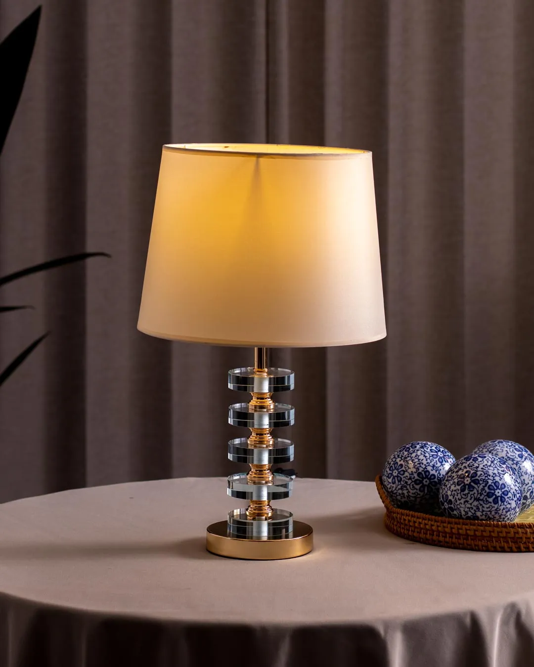 'Luxurious Lighting' Table Lamp