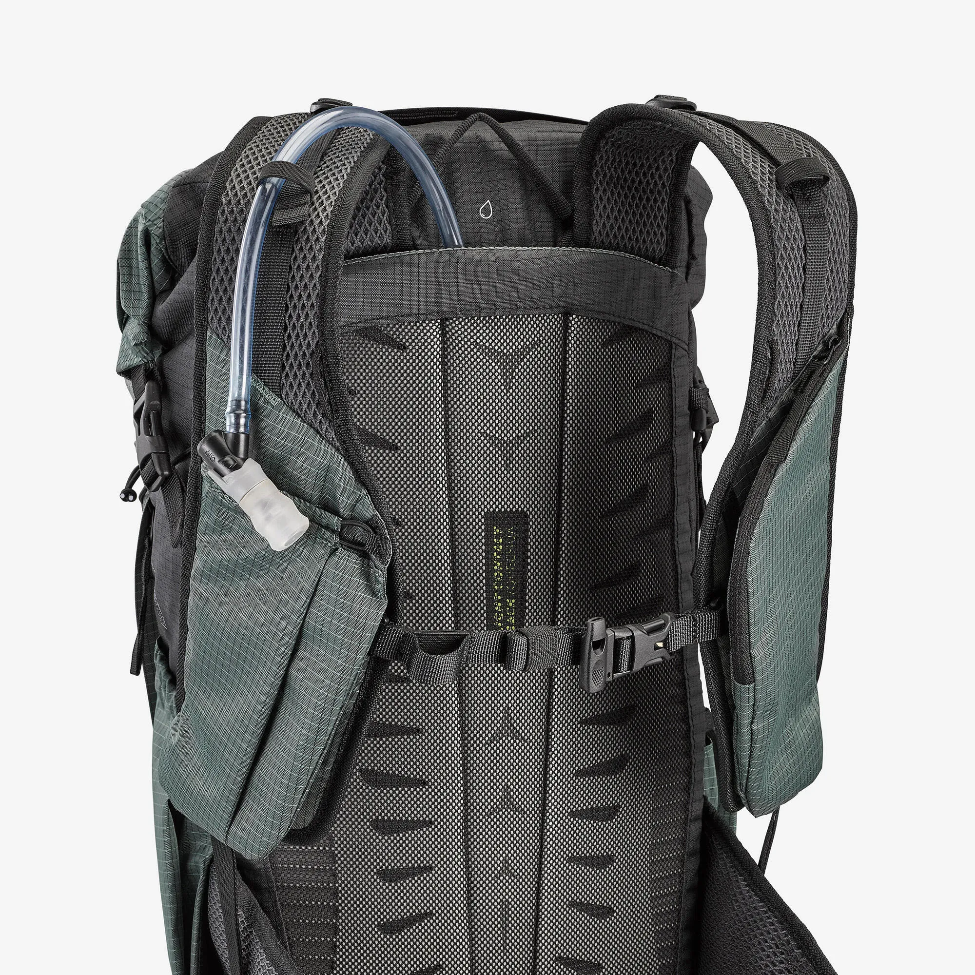 Quechua MH500 22L Lightweight Hiking Backpack