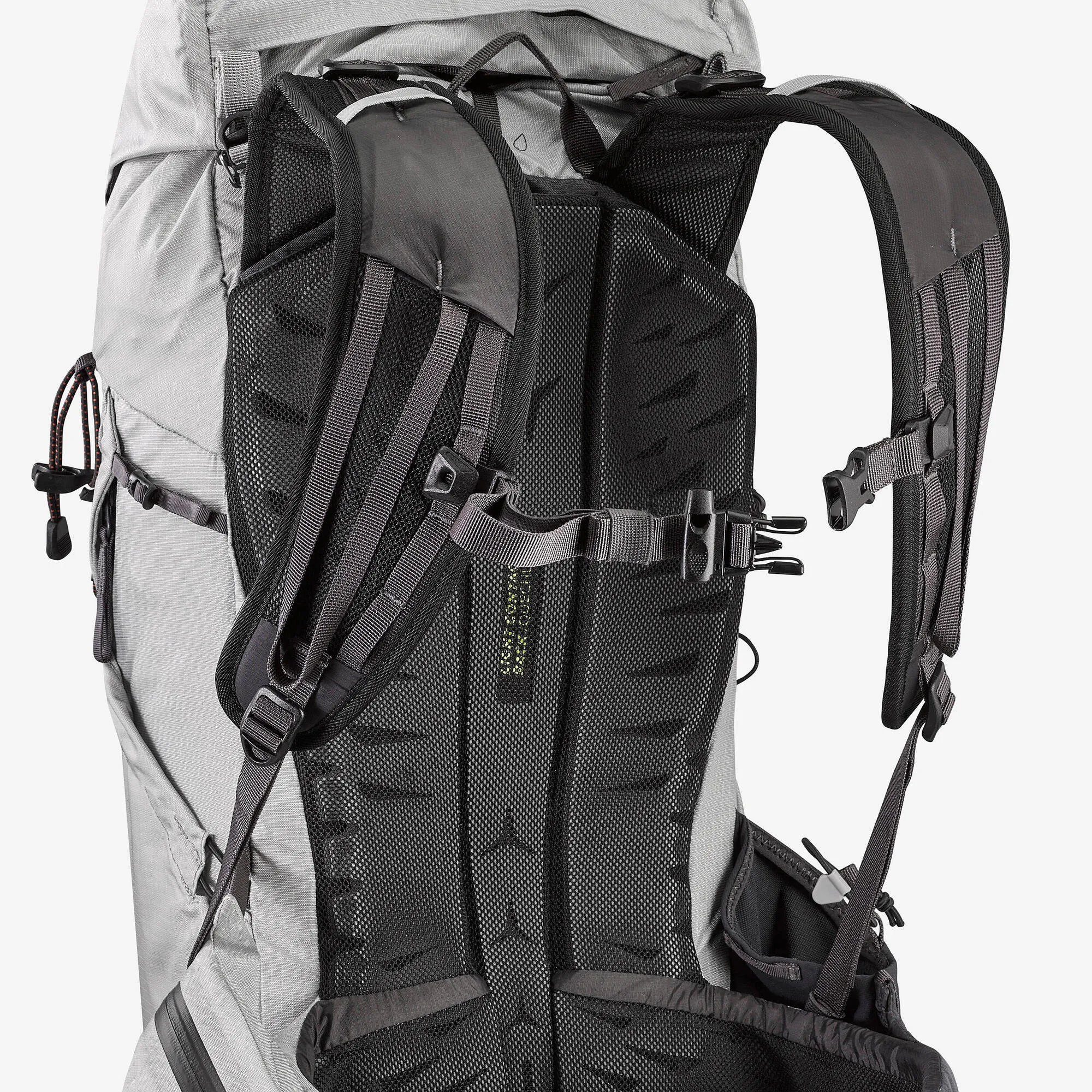 Quechua MH900 25 L Hiking Backpack