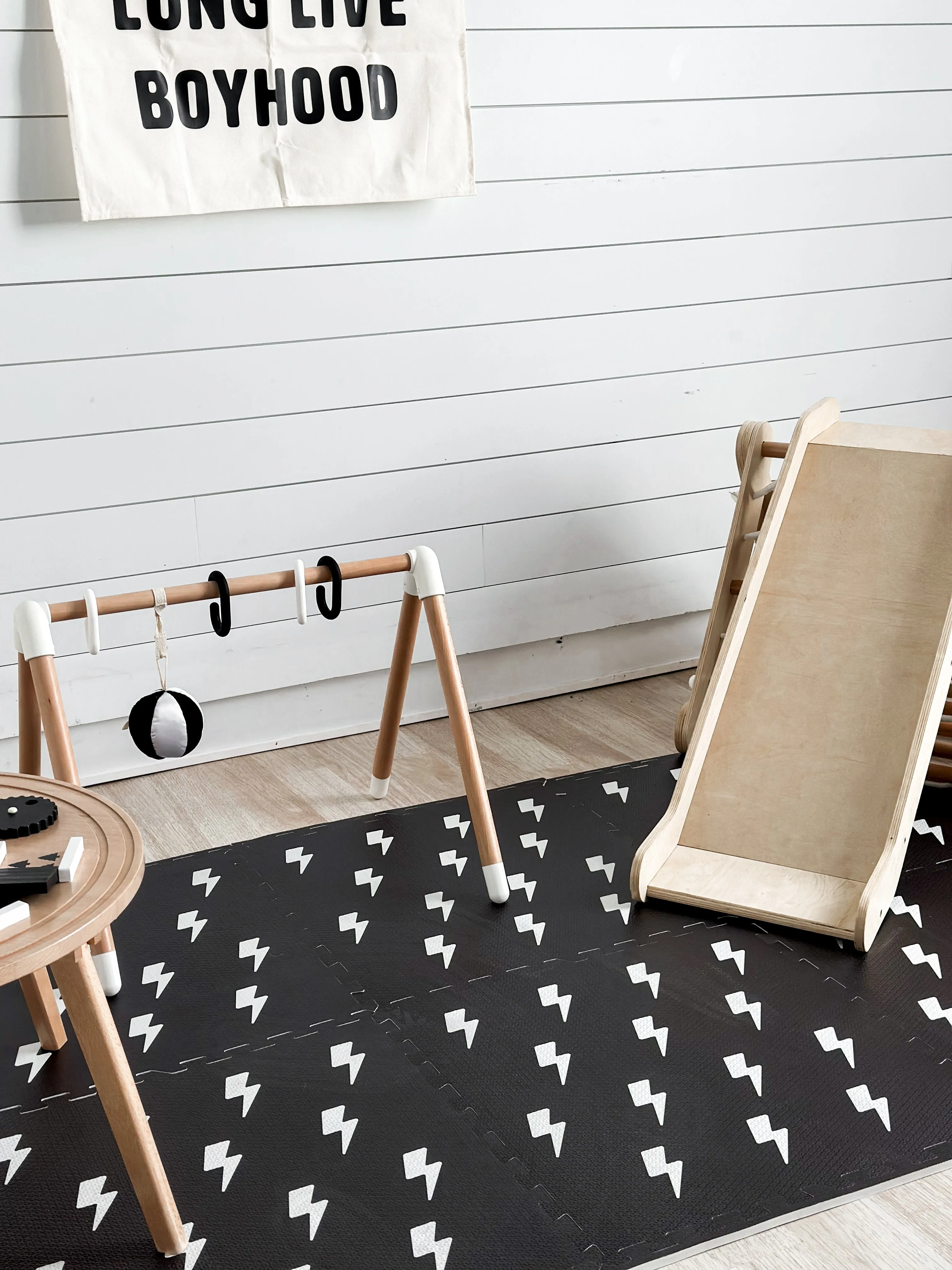 Rebel Proof Play Mat in Jagger